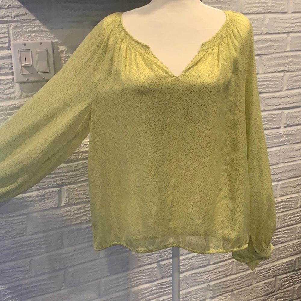 GUC- Loft Pindot Blouse